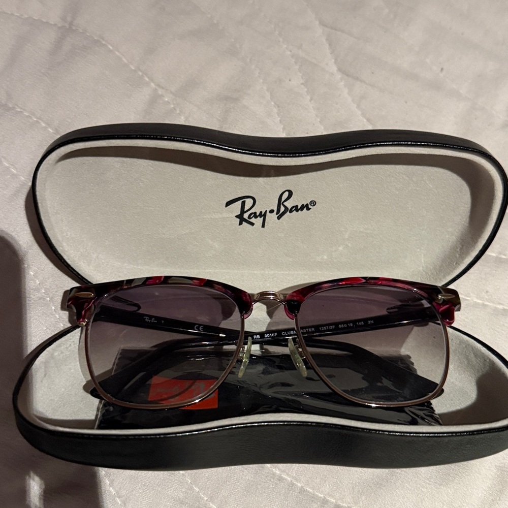 Ray-Ban Clubmaster Sunglasses with Black and Pink Frame - Picture 9 of 9